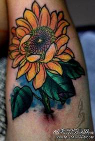 Arm pop classic sunflower flower tattoo pattern