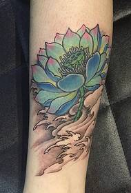 Blommande lotus tatueringsarom