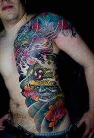 Patrón de tatuaje de dragón de loto de cintura lateral