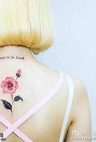 šviežių gėlių tatuiruotė ant nugaros