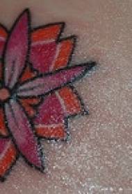 Instep color personalized flower tattoo pattern