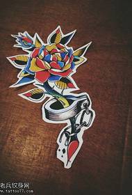 Colorful personality rose tattoo manuscript picture