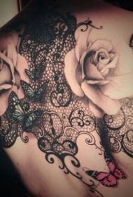 Itim na puntas na may rosas at butterflies back pattern ng tattoo