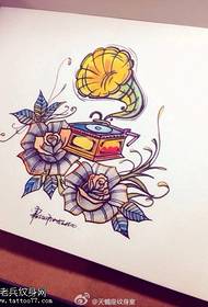 Kleur grammofoon rose tattoo manuskrippatroon  143720 @ Kleurvolle roosklok tatoeëerhandskriffoto
