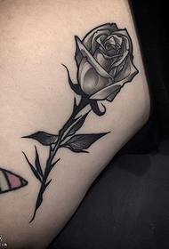 Bauch echte Dornen Rose Tattoo-Muster