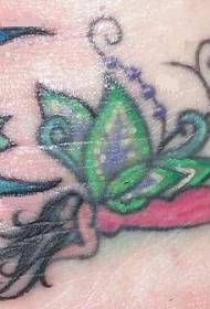 Elf na may asul na buwan rose pattern ng tattoo