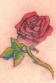 Pola tato mawar berwarna abang nganggo warna