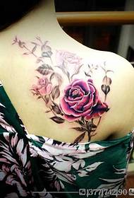 Rameno fialové ruže tetovanie vzor