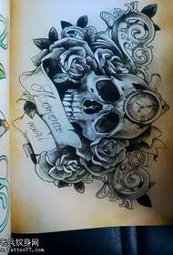 European and American rose skull tattoo pattern