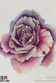 Показуйте татуювання, рекомендуйте барвисті татуювання трояндами