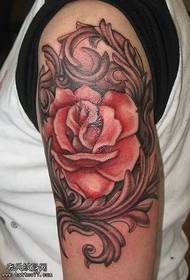 Arm vacker ros tatuering mönster