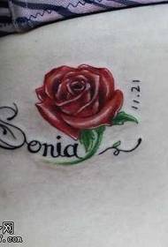 Uzorak za tetovažu ruža u boji nogu