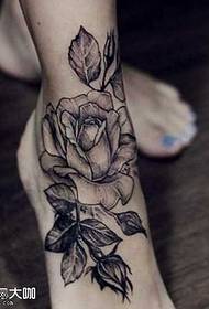 Feet rose tattoo pattern