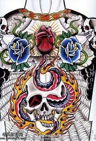 Manuscritatu craniu rose organu mudellu di tatuaggi