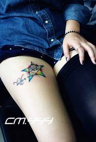 Beautiful women's legs pop beautiful five-pointed star with letter tattoo pattern