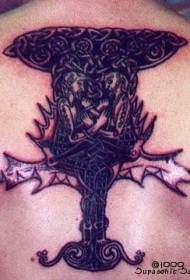 Modèle de tatouage arbre géant noeud celtique