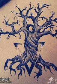 Imagen personalizada del manuscrito del tatuaje del árbol del punto