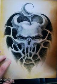skull apple tattoo pattern