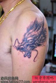 modello di tatuaggio drago prepotente braccio