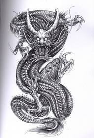 множество рукописных рисунков татуировок с изображением черного и серого дракона