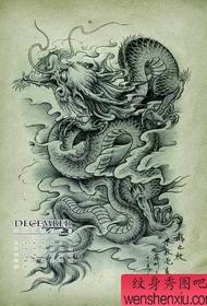 ett lämpligt tatueringsfullt tatueringsmönster för draken