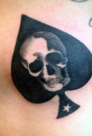 Itim na spades logo na may pattern ng skull at star tattoo