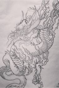 Manuscrito de patrón de tatuaje de línea de dragón tradicional japonés