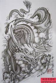 sikat at domineering buong likod ng dragon tattoo manuskrip
