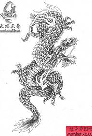 Klasičan crno sivi uzorak tetovaža zmaja prikladan za ruku s tetovažama