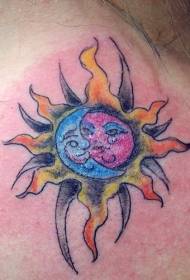 肩部顏色太陽和月亮象徵紋身圖片