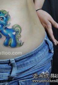візерунок татуювання єдиноріг: красивий мультфільм талії кольором талії