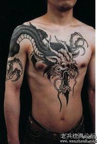 a super domineering shawl dragon over the shoulder dragon tattoo pattern