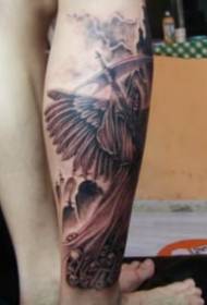 domineering a group of European and American death tattoo tattoo works