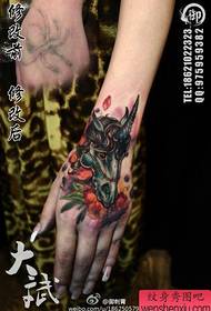 βραχίονα δημοφιλή εξαίσια μονόκερο μοτίβο τατουάζ