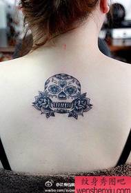 популярный красивый черно-белый узор татуировки