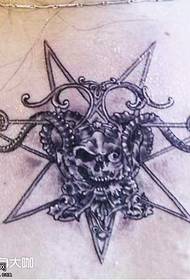 πίσω έξι-άκρη τατουάζ αστέρι μοτίβο