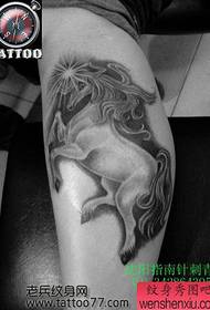 mote ben Unicorn tatoveringsmønster