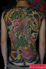 убава шема за тетоважа на феникс со целосен грб