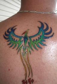 tatuaj masculin din spate colorat tribal fenox