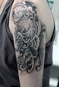 lengan corak tato phoenix hitam dan putih yang cantik