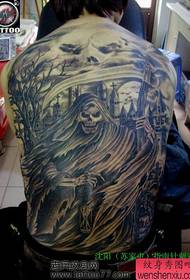 modello di tatuaggio di morte con la schiena piena prepotente