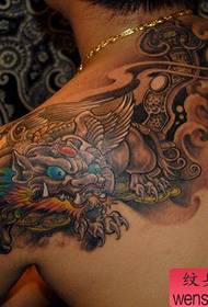 Shoulder Lucky God Beast Tattoo Pattern