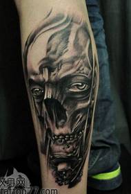 Legs classic handsome skull tattoo pattern