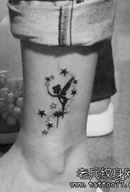 Patrón de tatuaje de duende tótem lindo femenino para piernas de niños