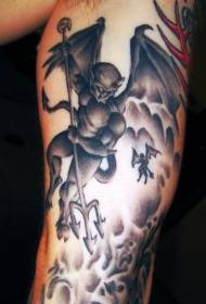 patró de tatuatge de trident infern gris diable infern