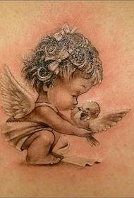 Super srčkan mali angel kupid tetovaža
