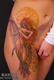 Patró de tatuatge amb àngel de la cama