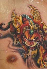 patrón de tatuaje de las tropas valientes: patrón de tatuaje de color de pecho Lucky Goddess