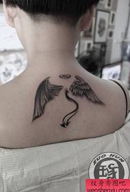 női hátsó népszerű fél angyal általános démon szárnyakkal tetoválás mintát