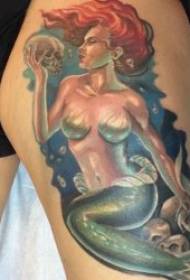 Mermaid tatuirovka naqsh chiroyli sexy bo'yalgan tatuirovka mermaid tatuirovka naqsh